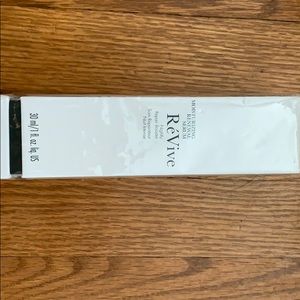 Revive Moisture Renewal Serum